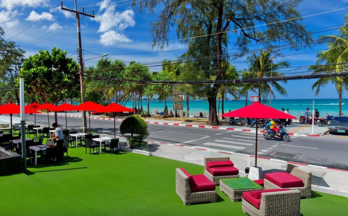 Break Point Hotel Patong Екстериор снимка