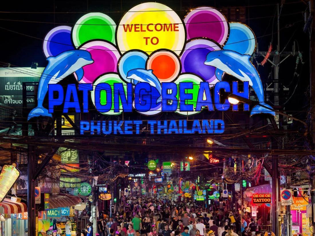 Break Point Hotel Patong Екстериор снимка