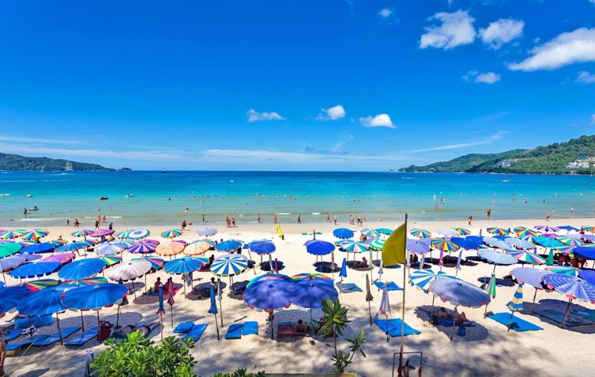 Break Point Hotel Patong Екстериор снимка